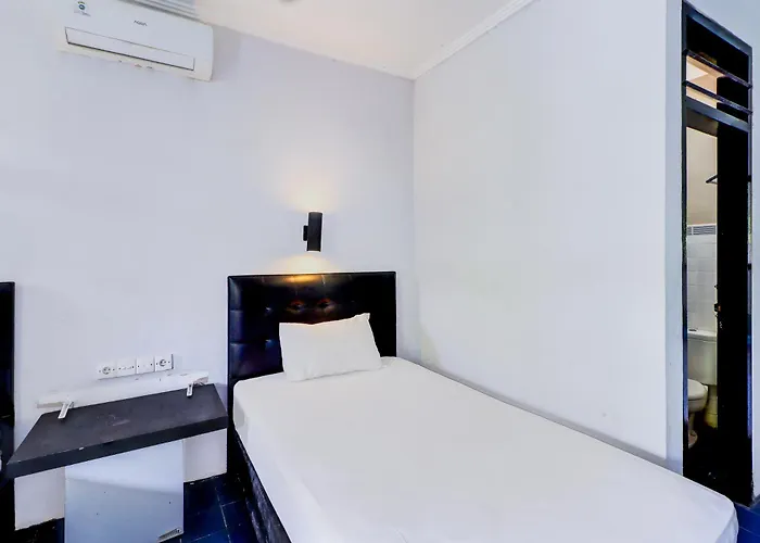 Hotel Collection O Near Bimc Hospital Nusa Uda Formerly Anna Kuta 3*